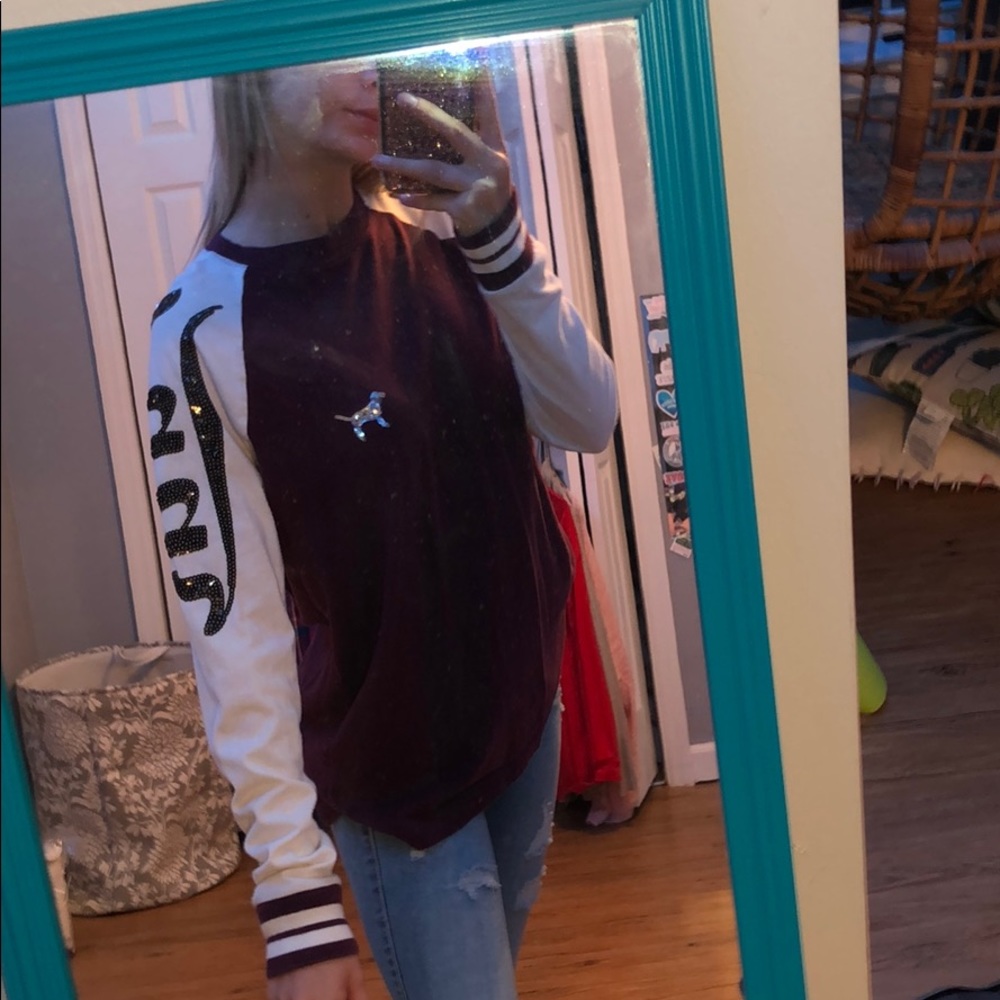 VS PINK long sleeve shirt